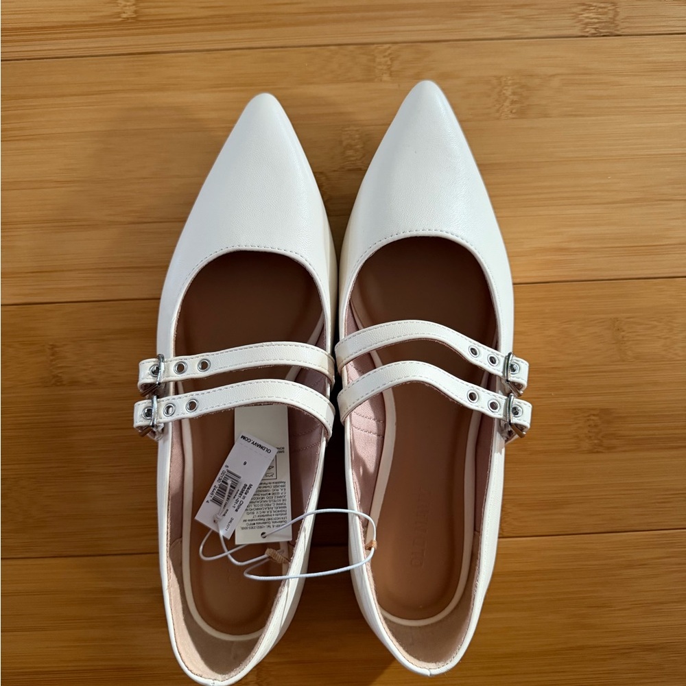 White Women's Flats